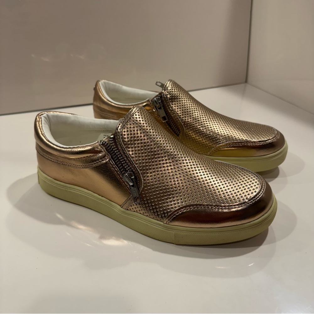 Brash Metallic Rose Gold Slip-On Sneakers Women’s Size 8